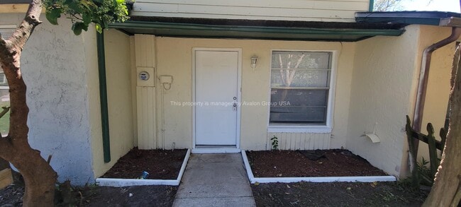 2648 Sunrise Village Dr in Orange Park, FL - Building Photo - Building Photo