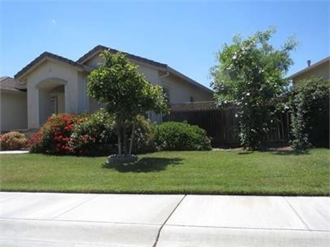 property at 2582 Hepworth Dr