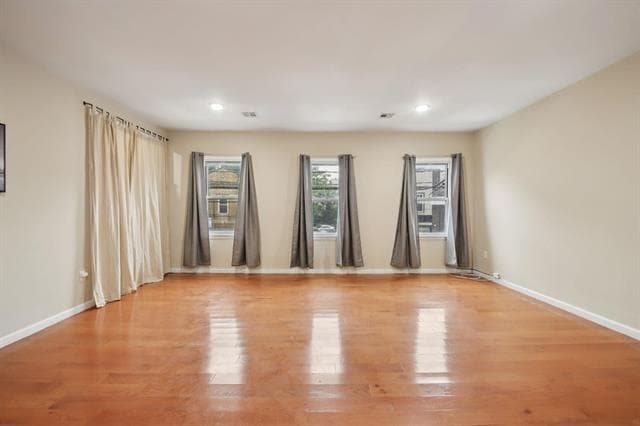 1160 Summit Ave in Jersey City, NJ - Building Photo - Building Photo
