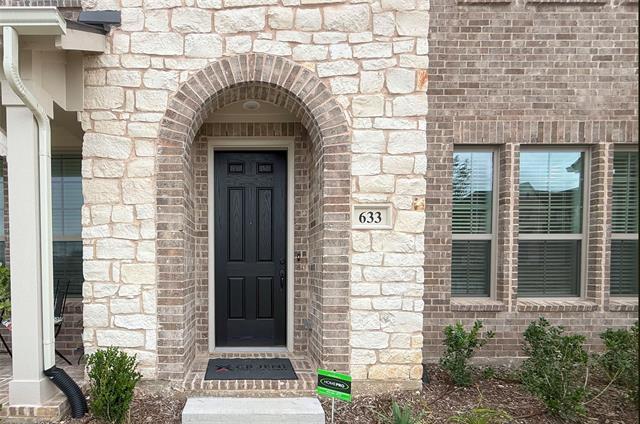 property at 633 4th St