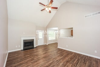 2040 Club Bay Dr in Villa Rica, GA - Building Photo - Building Photo