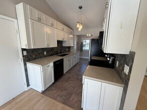 1340 Auburn Ave in Naperville, IL - Building Photo - Building Photo