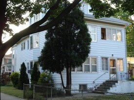 5720 W Ainslie St, Unit 1 in Chicago, IL - Building Photo