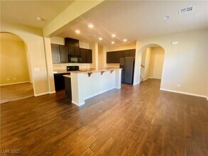 115 La Tourette Ct in Las Vegas, NV - Building Photo - Building Photo