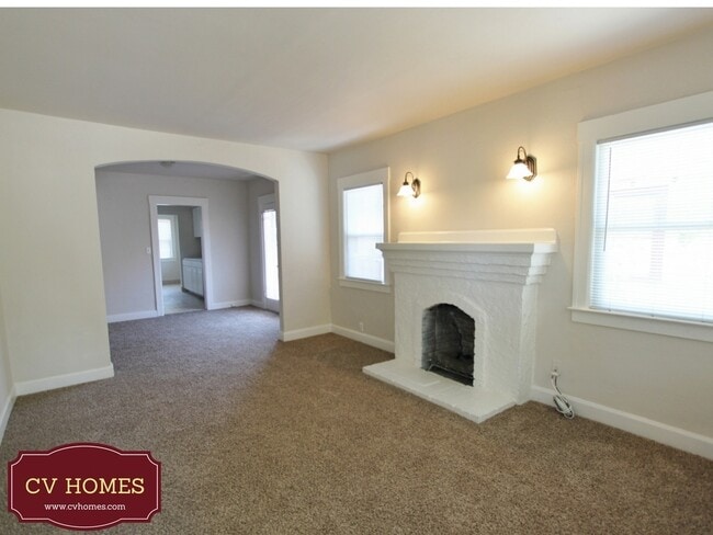 980 N Broadway St in Fresno, CA - Building Photo - Building Photo