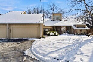 3460 E Catalpa St in Springfield, MO - Building Photo