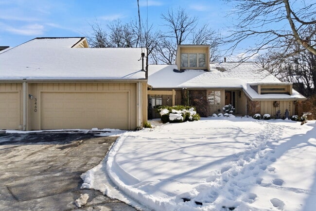 property at 3460 E Catalpa St