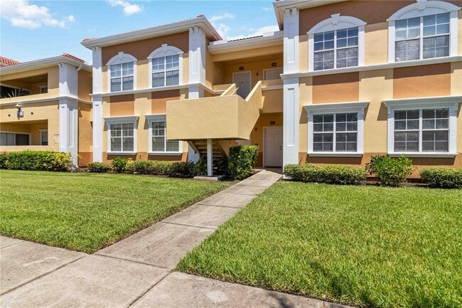 1020 Villagio Cir in Sarasota, FL - Building Photo - Building Photo
