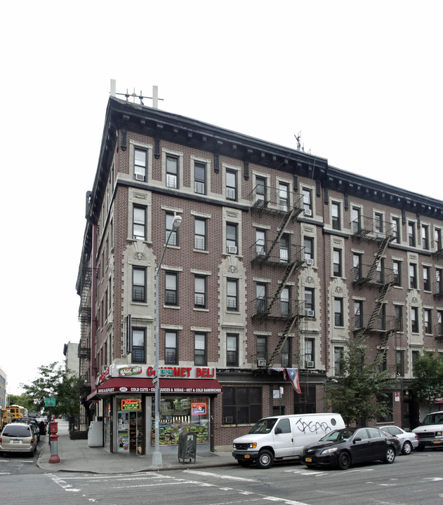 792 E 152nd St in Bronx, NY - Building Photo