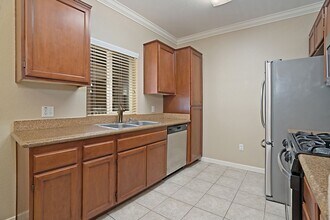 7683 Mission Gorge Rd-Unit -#166 in San Diego, CA - Building Photo - Building Photo
