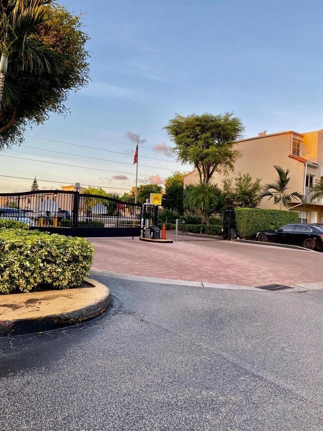 8630 NW 5th Terrace in Miami, FL - Building Photo - Building Photo