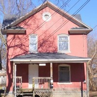 1015 Porter St in Lansing, MI - Foto de edificio - Building Photo