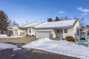 DreamView Village in Calgary, AB - Building Photo