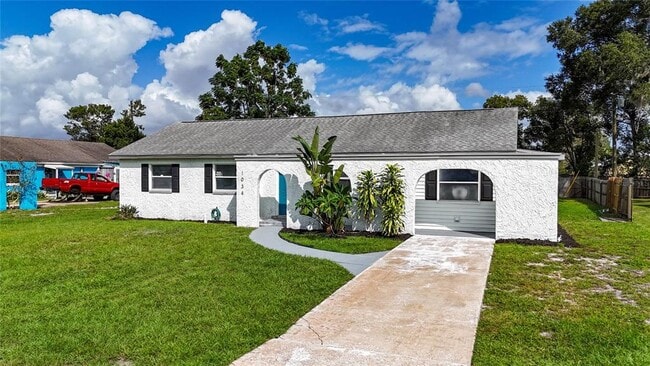 1034 Falcon St in Deltona, FL - Building Photo - Building Photo