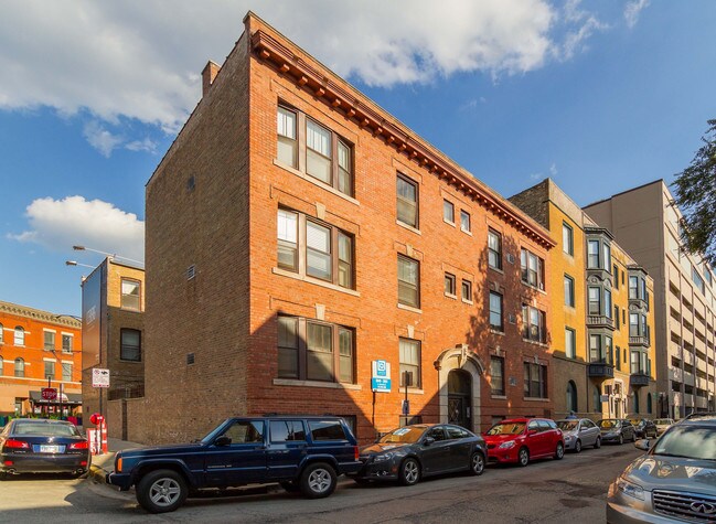2849 N Orchard