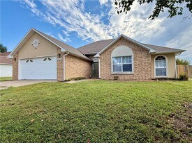 2978 N Apatite Dr in Fayetteville, AR - Building Photo