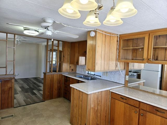 406 49th Ave Dr W in Bradenton, FL - Building Photo - Building Photo