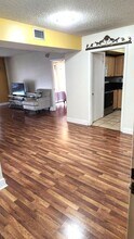 4156 Inverrary Dr in Lauderhill, FL - Building Photo - Building Photo