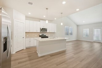 1567 King Rnch Rd in Conroe, TX - Building Photo - Building Photo