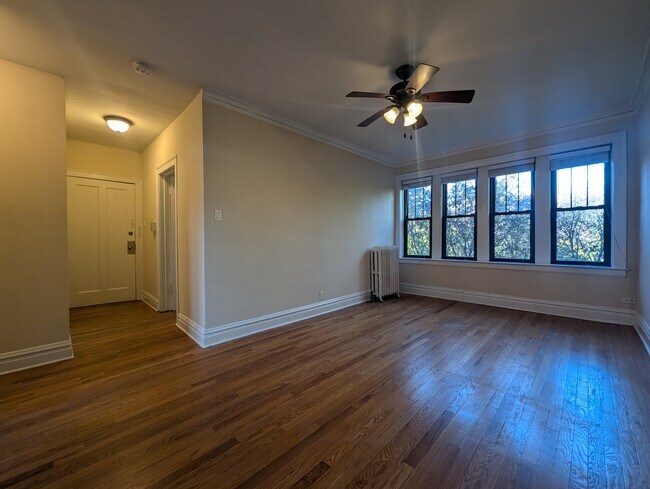 2175 W Giddings St, Unit 1