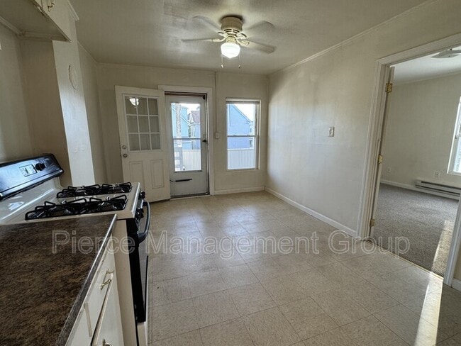 529 Massabesic St in Manchester, NH - Building Photo - Building Photo