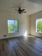 205 State Ave, Unit A in Bremerton, WA - Building Photo - Building Photo