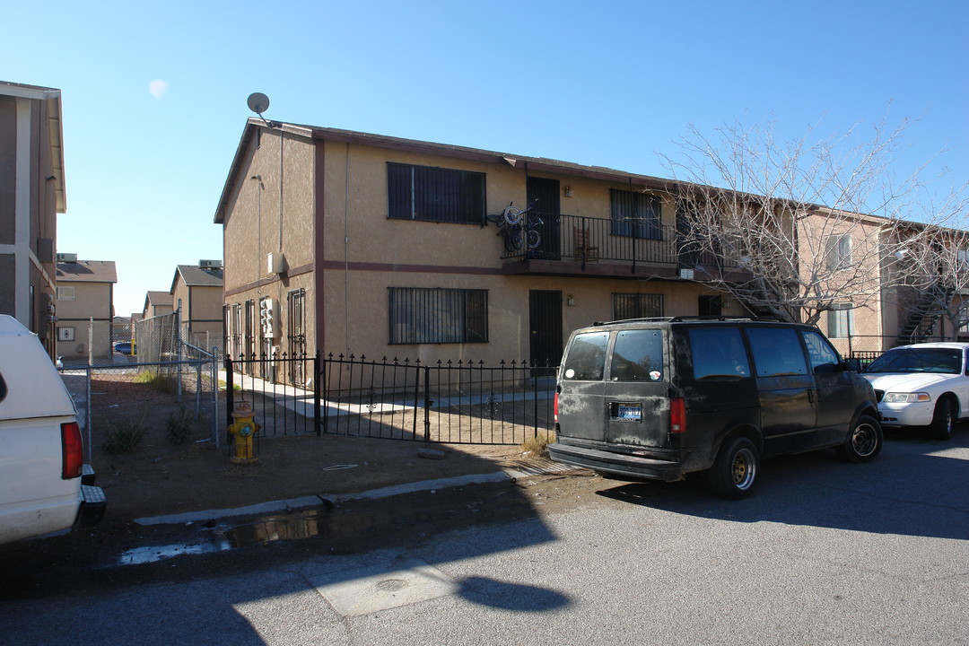 4737 Thunderbolt Ave in Las Vegas, NV - Building Photo