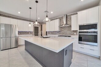 10937 Parsley Ave in Las Vegas, NV - Building Photo - Building Photo