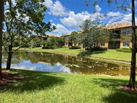 8113 NW 127th Ln in Parkland, FL - Foto de edificio - Building Photo