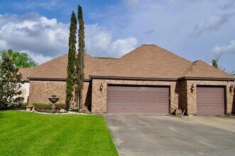 101 Sir Cameron in Lumberton, TX - Foto de edificio - Building Photo