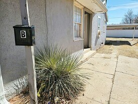1717 47th St in Lubbock, TX - Building Photo