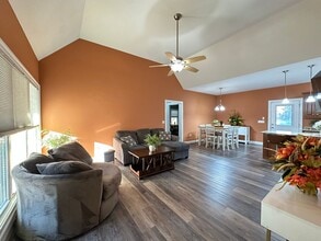 192 Franck Ln in Bracey, VA - Building Photo - Building Photo