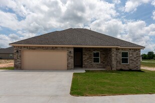 6922 Leonard Rd in Bryan, TX - Building Photo