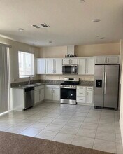 282 Sullivan Dr in Merced, CA - Building Photo - Building Photo