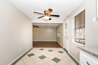 1105 S Avery Dr in Moore, OK - Building Photo - Building Photo