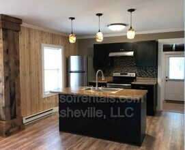 806 Orrs Camp Rd in Hendersonville, NC - Building Photo - Building Photo
