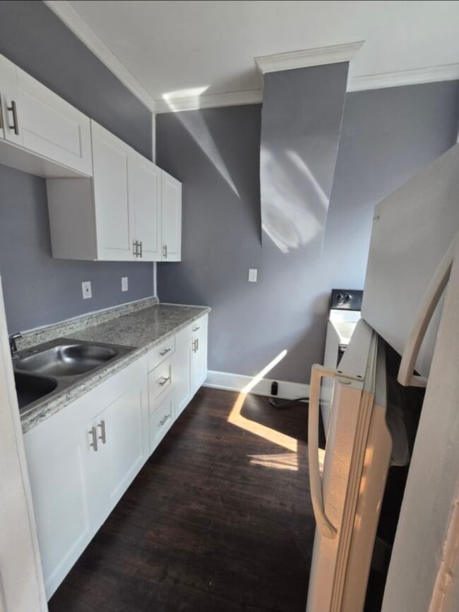 Superior Apartments in Toledo, OH - Building Photo - Building Photo
