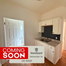 2995 E 125th St in Cleveland, OH - Building Photo - Building Photo