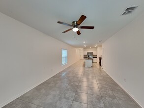 4273 Babbling Brook Wy in Kissimmee, FL - Building Photo - Building Photo