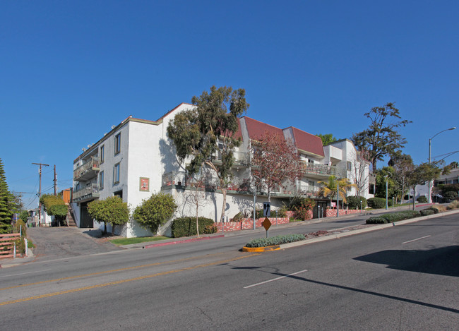 1125 Pico Blvd in Santa Monica, CA - Foto de edificio - Building Photo