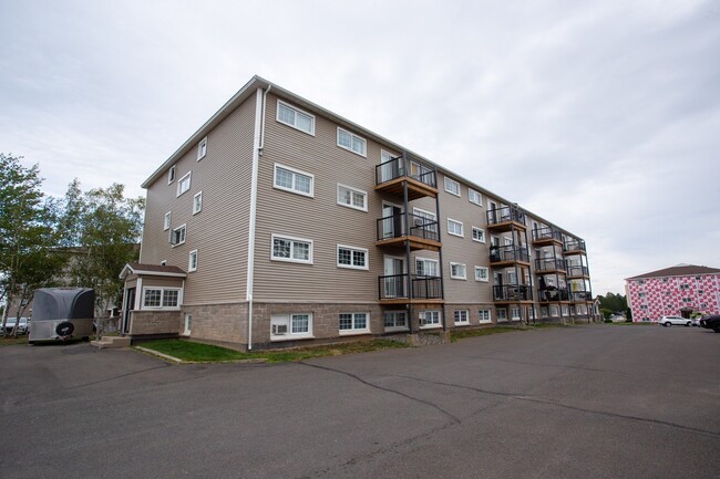 49 Abbott Ct in Fredericton, NB - Building Photo - Building Photo