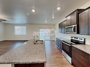 10309 21st Pl SE in Lake Stevens, WA - Building Photo - Building Photo