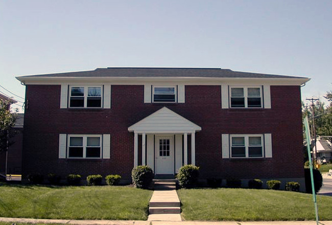 Deer Park Apartments in Cincinnati, OH - Building Photo - Building Photo