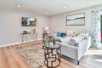 8520 Jumilla Ave in Los Angeles, CA - Building Photo - Building Photo