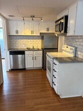 701 Nelray Blvd in Austin, TX - Building Photo - Building Photo