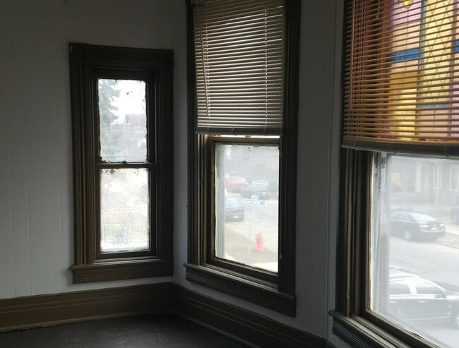 878 Prospect Ave, Unit Front Upper, Unit Front Upper