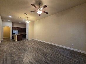 1215 FM306 in Canyon Lake, TX - Building Photo - Building Photo
