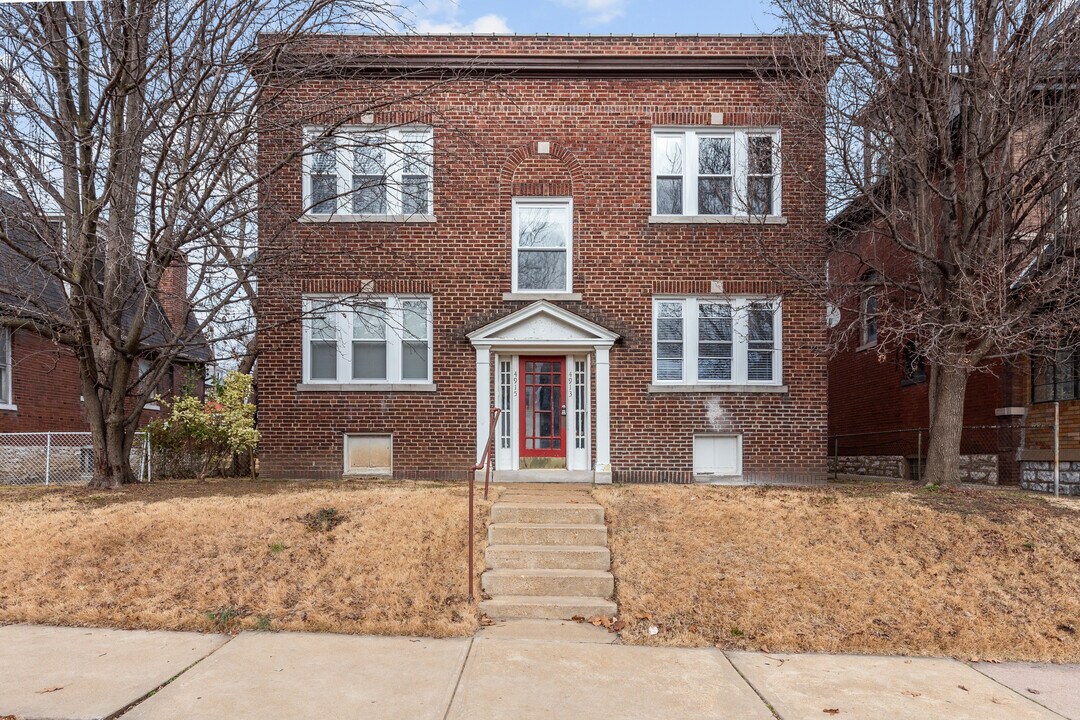 4913 Devonshire Ave in St. Louis, MO - Building Photo