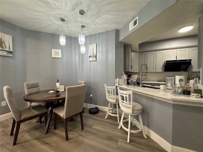 property at 5554 Metrowest Blvd