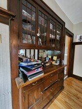 2200 Hennepin Ave S in Minneapolis, MN - Building Photo - Building Photo